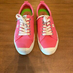 NWOT (Other) Cariuma Pink Canvas Athletic Shoes. Size 8.5